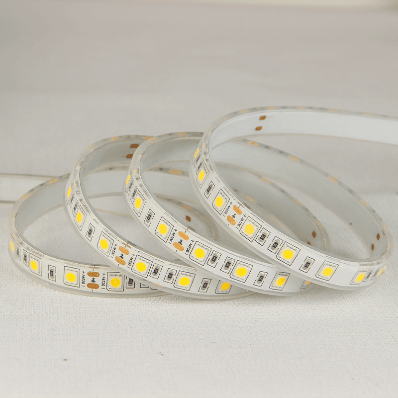 Breakpoint continuous LED low voltage light strip